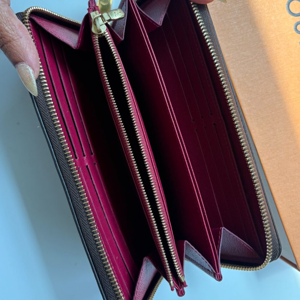 Louis Vuitton Monogram Zippy Wallet - Fuchsia Pink Lining - Picture 5 of 8
